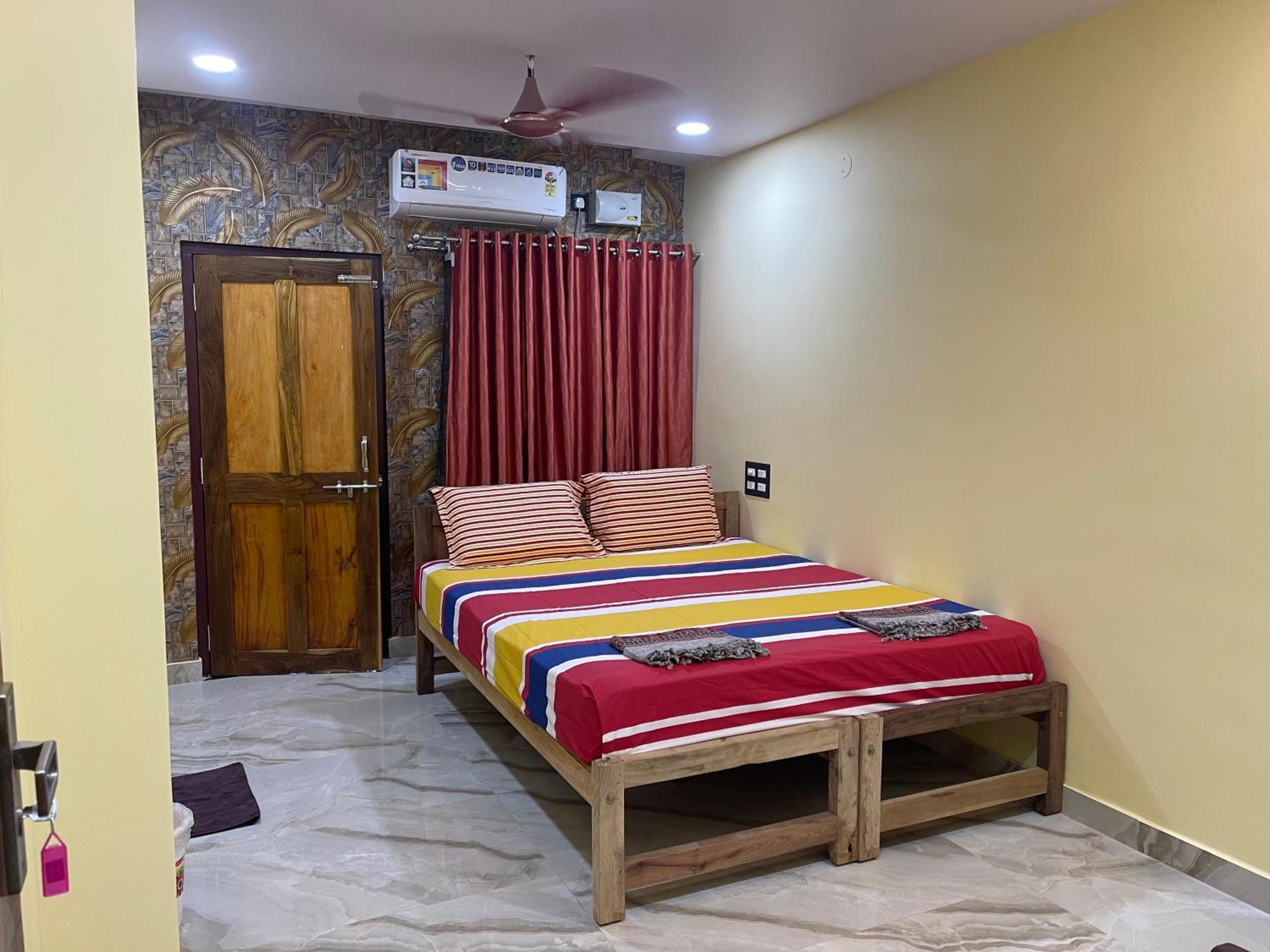 Nimmu Guest House & Restaurant Gokarna Gokarna  Exterior photo